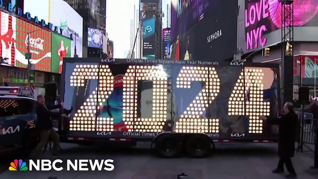 Security measures ramping up in Times Square ahead of New Year’s Eve