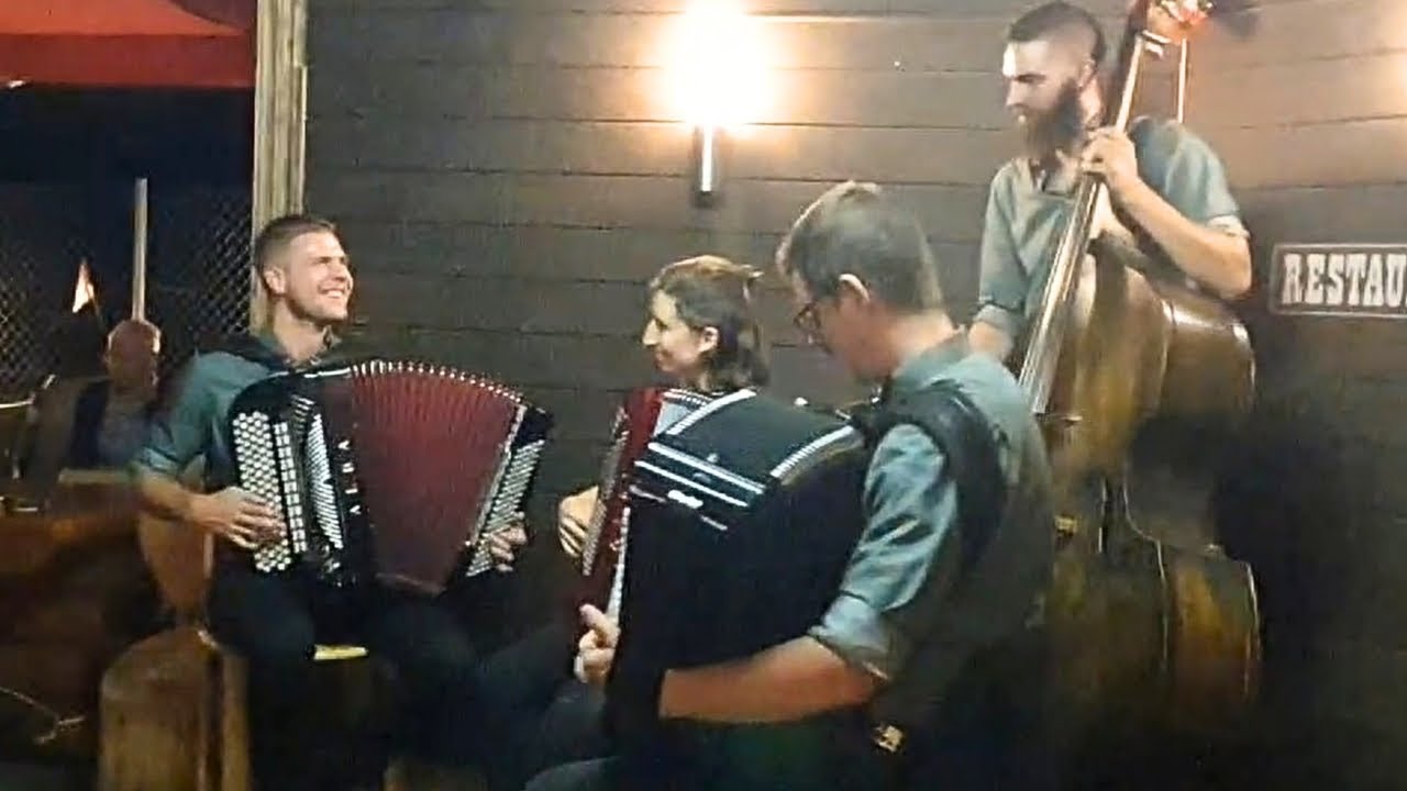 Wenn ein Ländler ertönt...