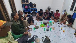 GOTONGROYONG  NGECOR BERSAMA PERANTU