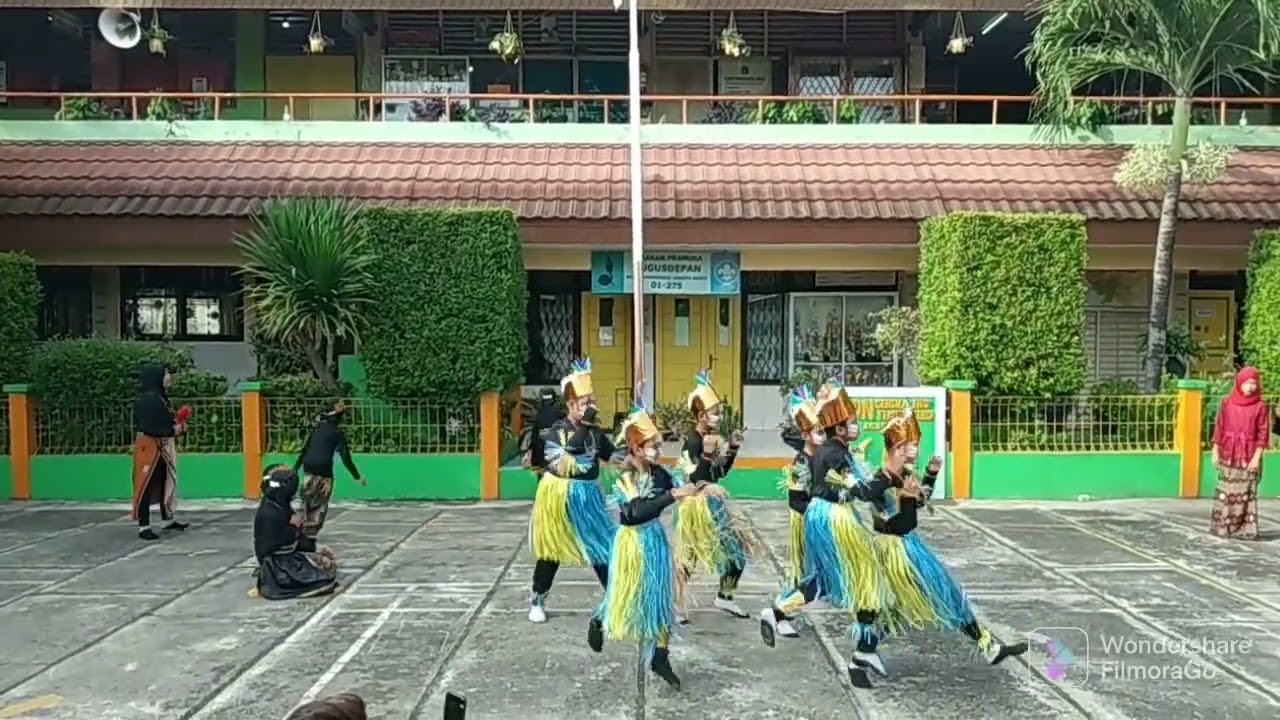 TARI KREASI TRADISIONAL || KELAS 4 SD