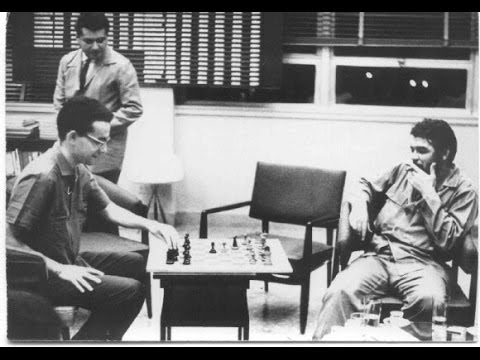 Vintage 1962 Chess: Miguel Najdorf vs Ernesto Ché Guevara - YouTube