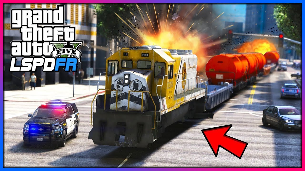 This train was DESTROYING the city!! (GTA 5 Mods)