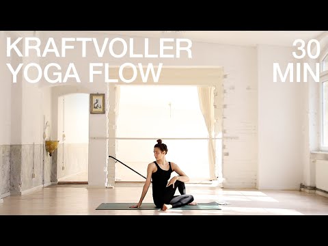 Vinyasa Yoga Flow | kraftvolle 30 Minuten für den ganzen Körper | Mittelstufe & Fortgeschrittene