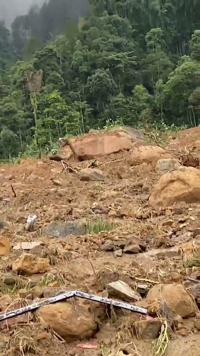 Pekalongan berduka longsor di desa pegunungan