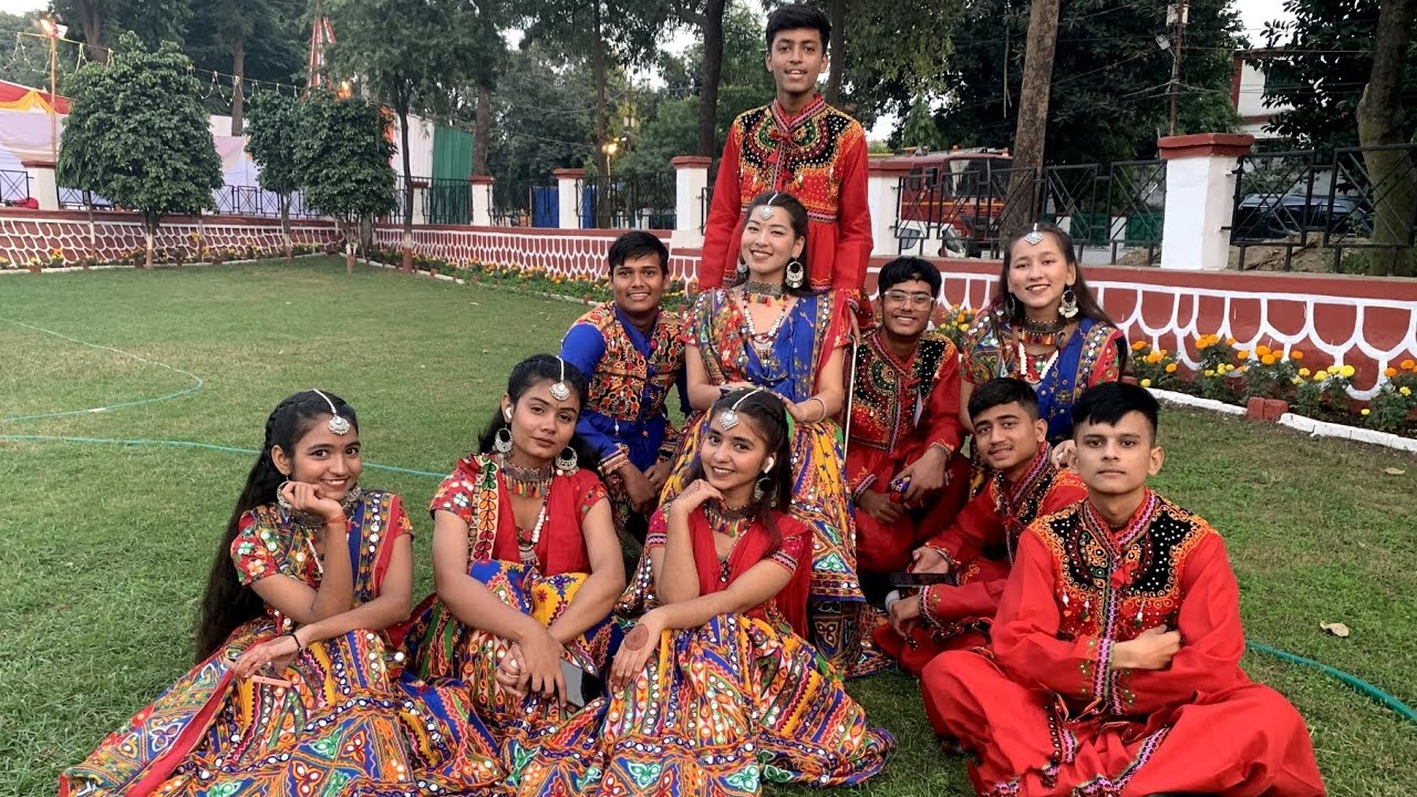 GUJRATI MASHUP SONG l ISHA MARTOLIA I CHOREOGRAPHY 