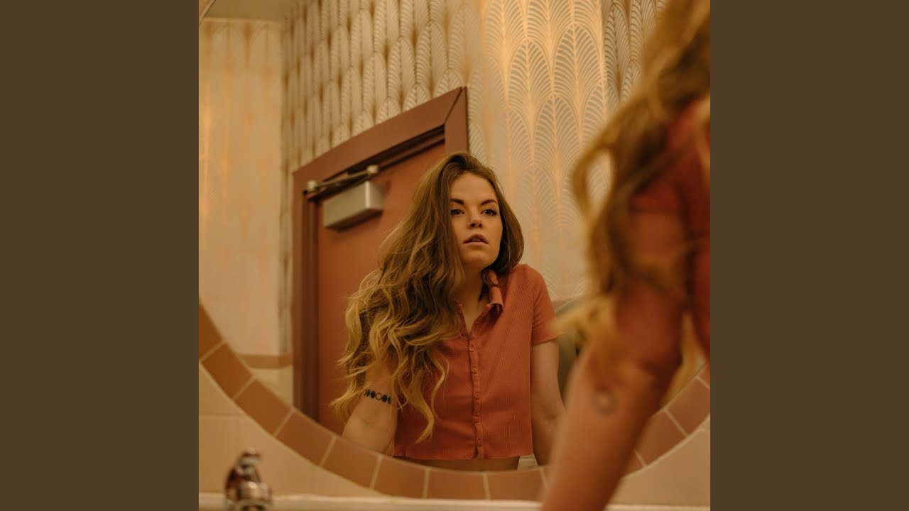 Dead Dear (Deer) adlı videoyu YouTube'da izle Dead Dear (Deer) adlı videoyu YouTube'da izle