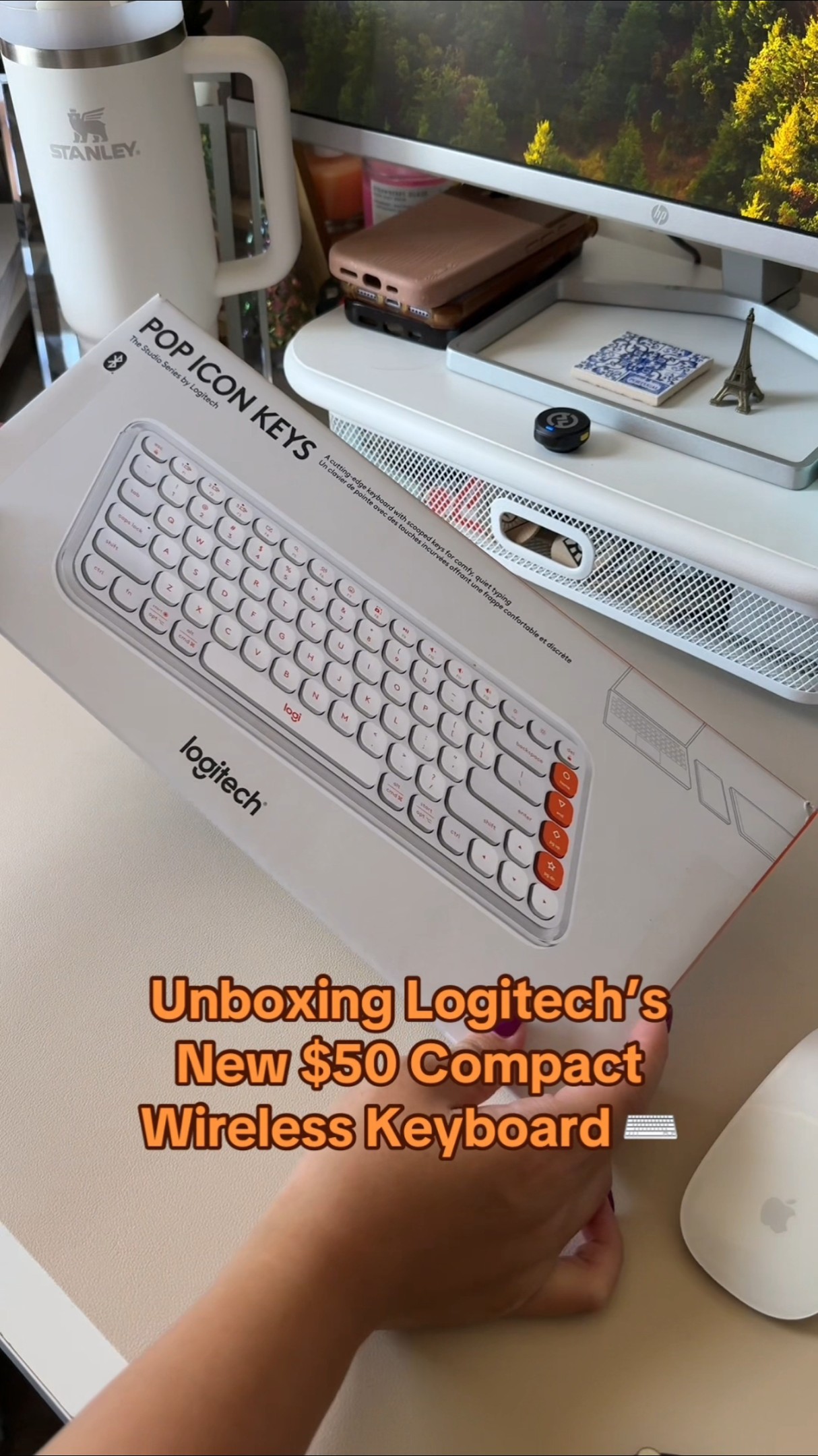 Unboxing Logitech's Pop Icon Keys Bluetooth Keyboard