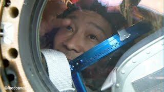 前澤友作氏、宇宙から帰還！着陸直後の映像が公開