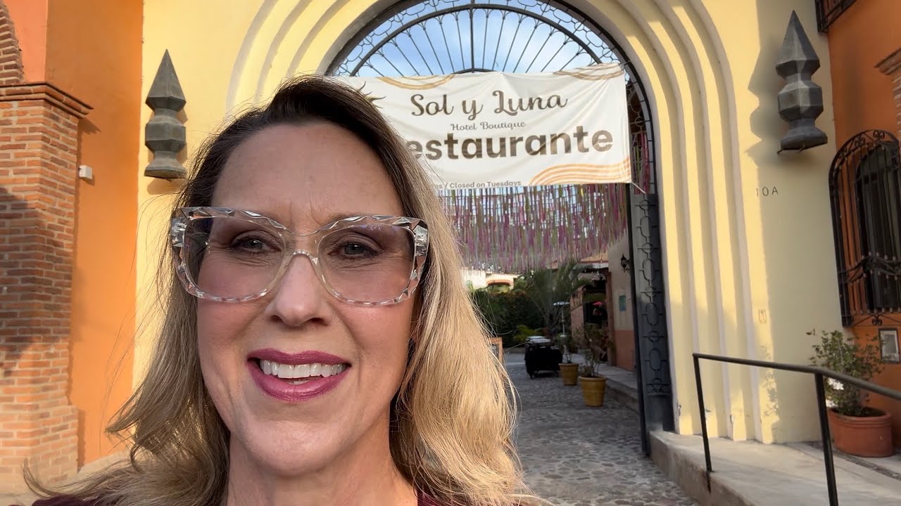 Christmas Posada Drive-Through Ajijic Bottleneck to Epic Church Party at Sol y Luna! Kids’ Nativity🎄