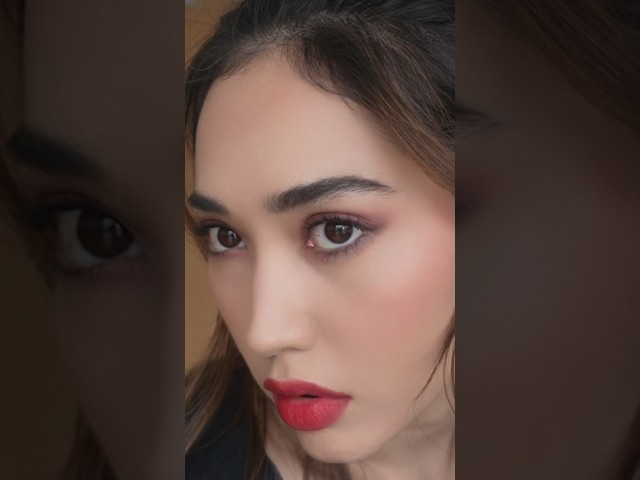 Chanel Inspired Makeup #chanel #makeup #grwm class=