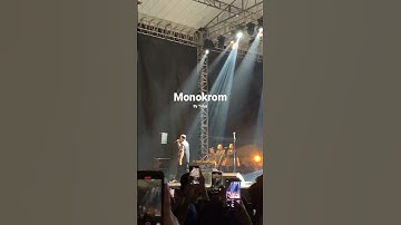 Monokrom - Tulus #tulus #temantulus #konsermusik #trending #viral #shortvideo