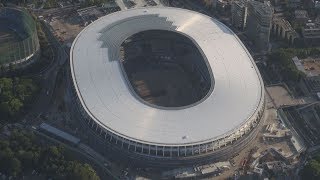 新国立競技場の屋根完成 最難関工事、無事終了