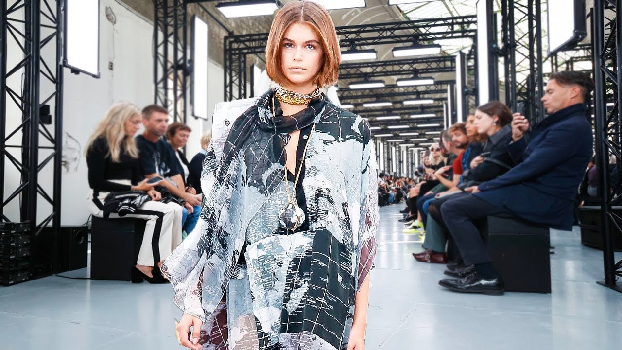 Sacai | Spring/Summer 2020 | Paris Fashion Week