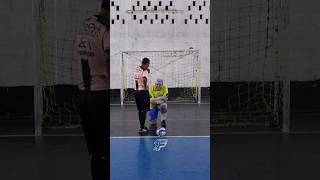 O QUE VOCÊ ACHA DESSA CATIMBA? #futsalskills #shortsvideo #futsalplayer #futsalbrasil #esporte