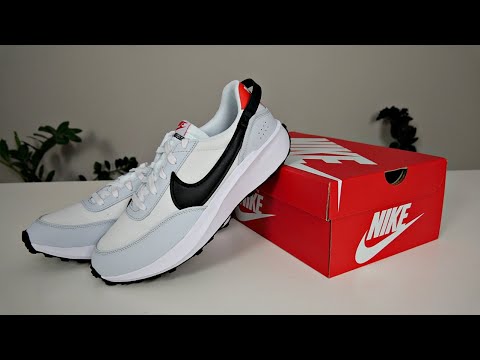 UnboxingReviewing The Nike Waffle Debut Summit WhitePicante RedPure