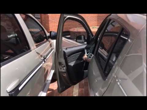Video: ¿Cómo protejo la puerta de mi coche de golpes?