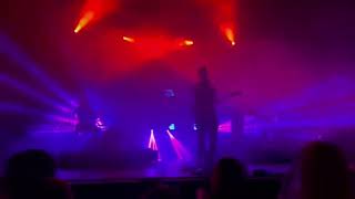 Two Feet - Tell Me The Truth (Live in Los Angeles, CA 9/17/22) Resimi