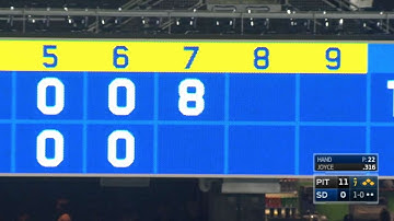 PIT@SD: Pirates score eight runs in the 7th inning