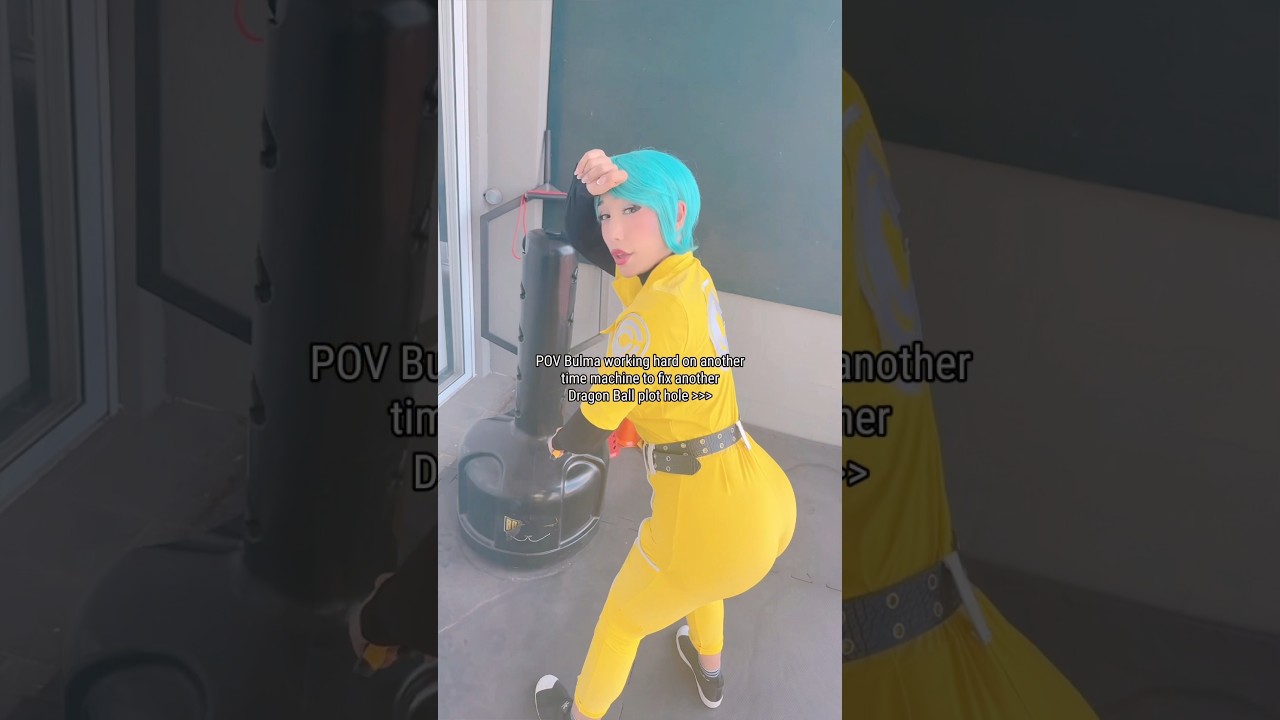 Bulma fixing the Dragon Ball plot AGAIN 😭#anime #cosplay