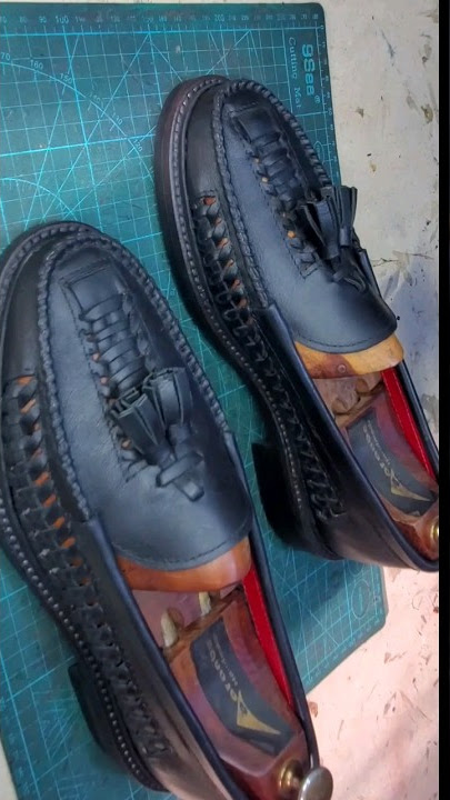 How loafers are made. Part 1 #shoemaking #loafers