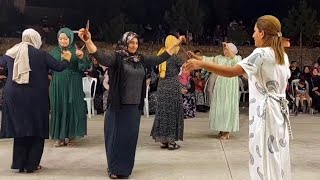 Elinede Emirdağı Eline,Karmı Yağmış Adaçalın Beline(Yöresel)