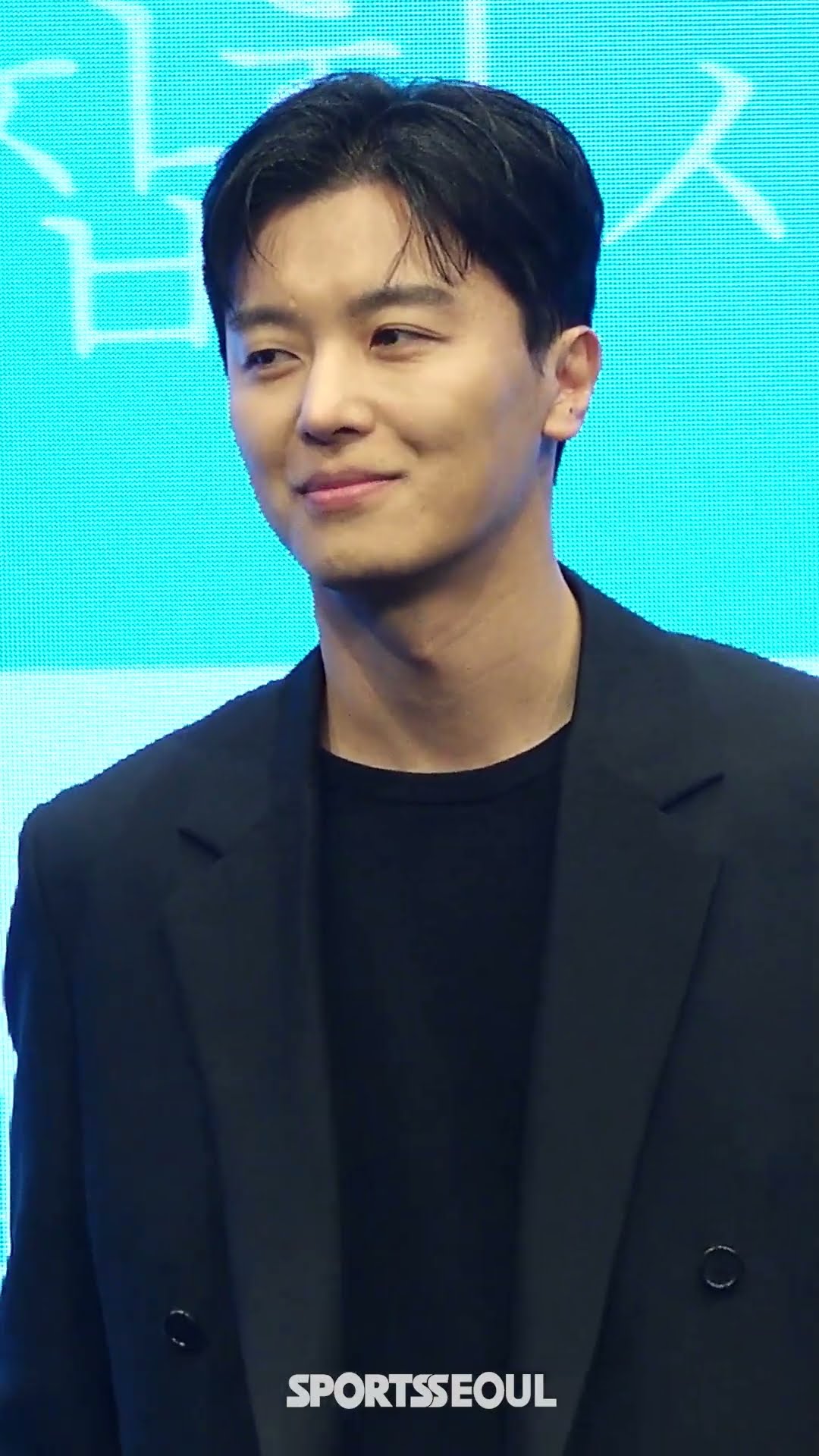 연우진, 진짜 멱살잡는 카리스마 형사 #멱살한번잡힙시다