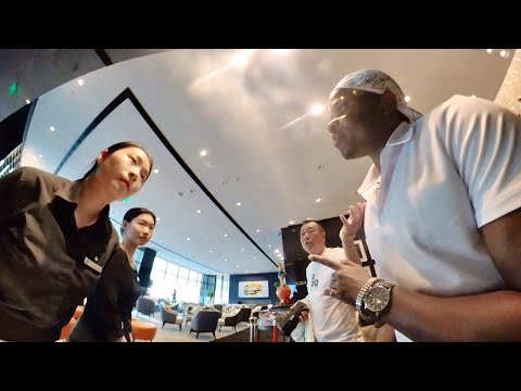 Chinese Girl Tried Being Rude To Black Man And This Happened