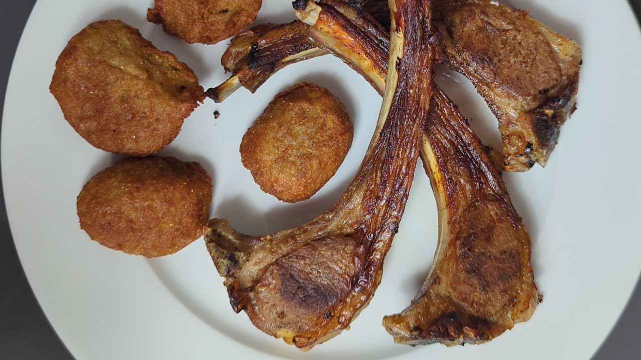 Cuire des côtes d'agneau facilement 