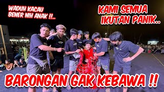 Forgot to bring a barongan to the performance!! DINO WAS STILL FORCED TO PERFORM