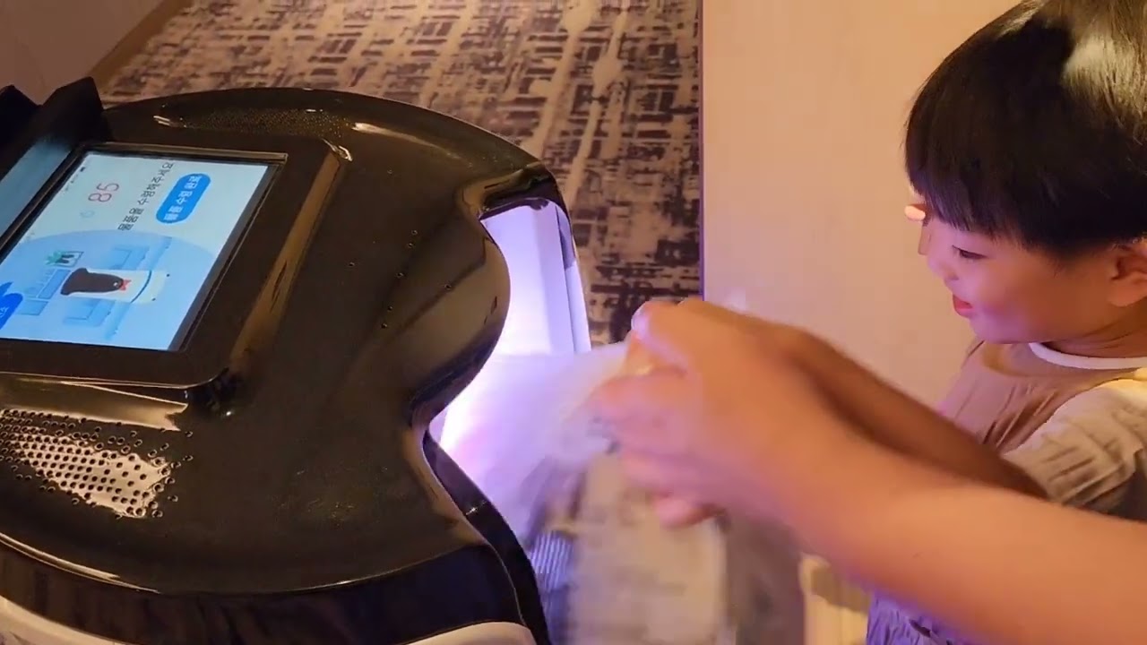 롯데호텔월드 로봇 배달 엘리베이터