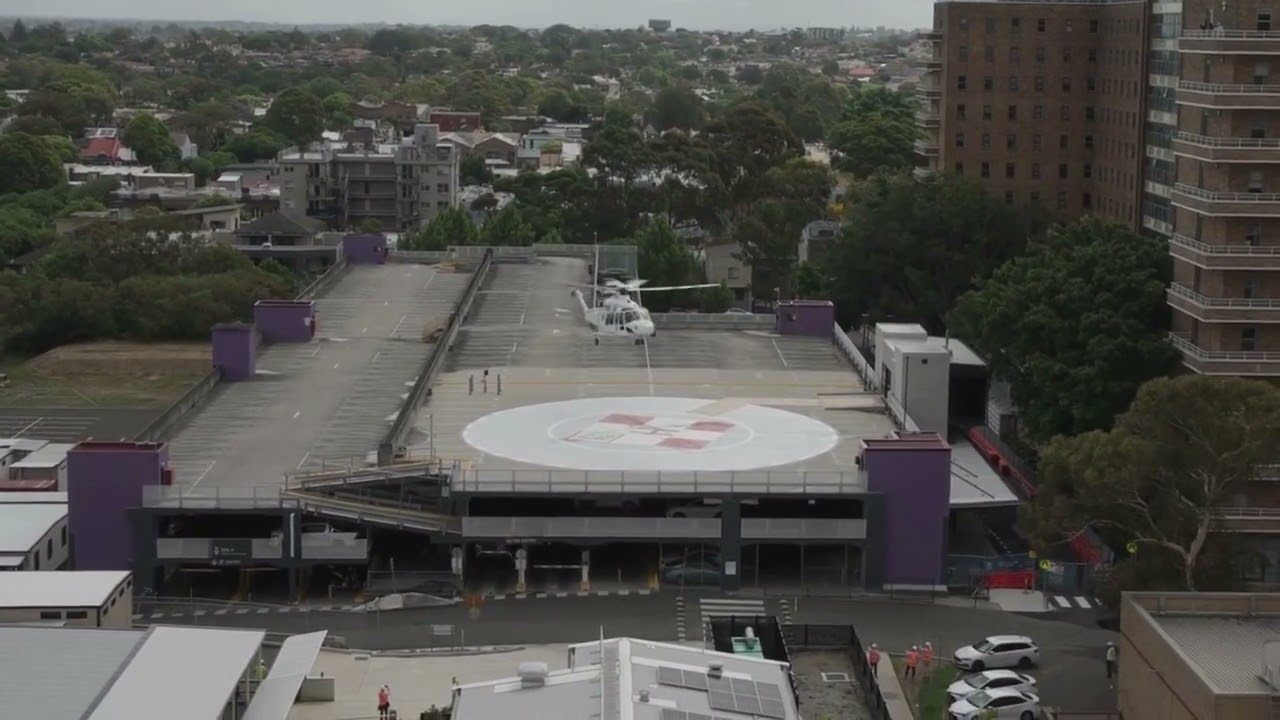 Royal Prince Alfred Hospital Redevelopment's temporary helicopter landing site - CPB Contractors