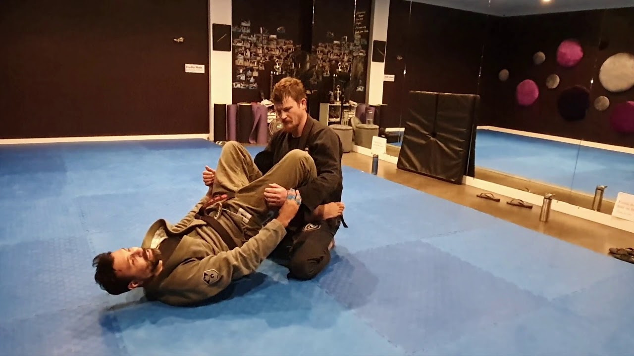 BJJ - Basic Self Defense from Closed Guard