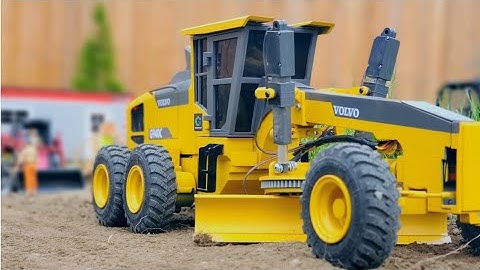 Custom Homemade RC Motor Grader | Including Dozer and Roller Grading Road!