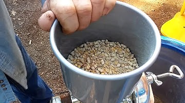 MAKE YOUR OWN QUAIL FOOD