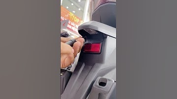 cách mở cốp xe khi không có khóa smarkey??