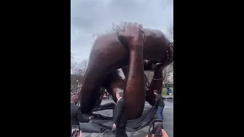 MLK Jr Memorial 'Embrace' Unveiled at Boston Common