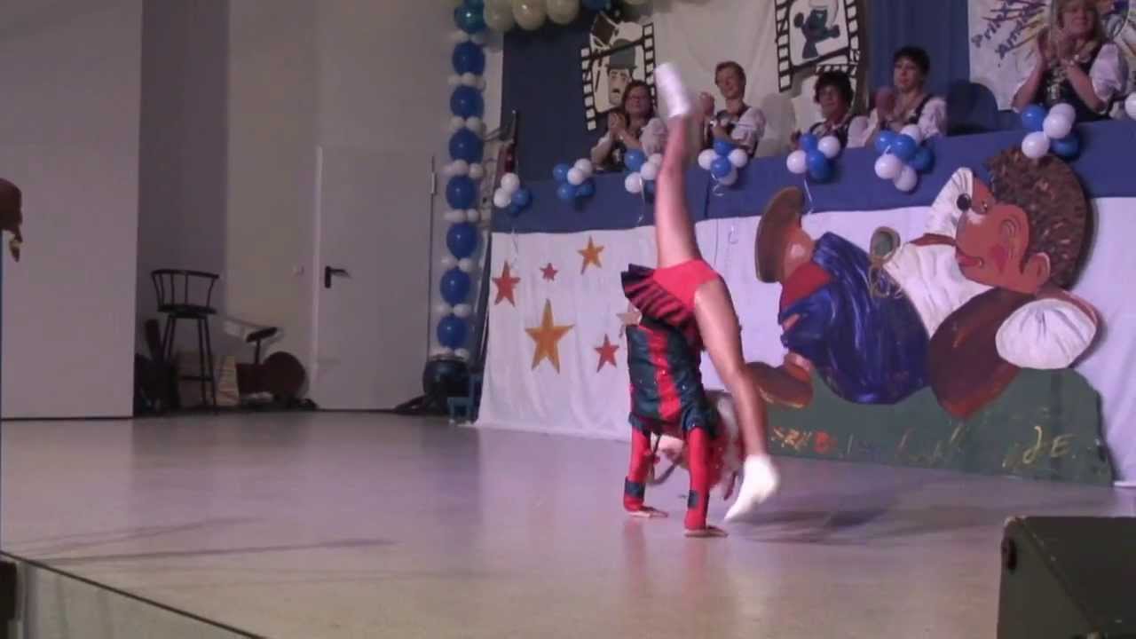 Tanzmariechen Annika (8) MKV 2012/2013