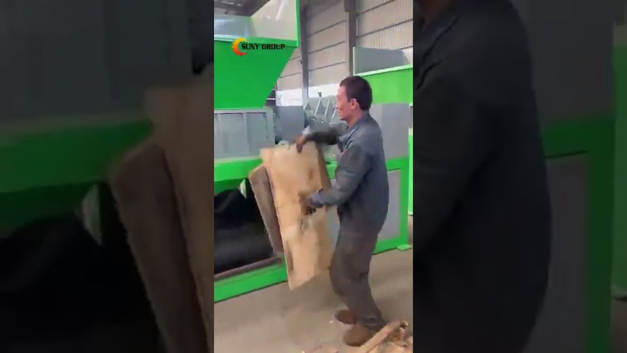 How to Shred Wood Plates & Remove Nails 