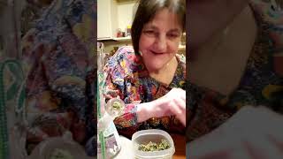 feels like 1st time tokesntunes with a boomer and her home grown vibing