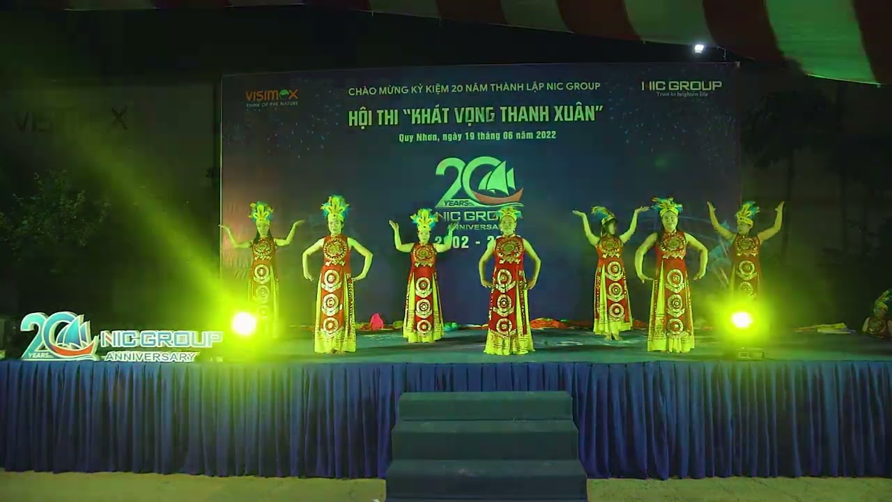 Tốp múa: 