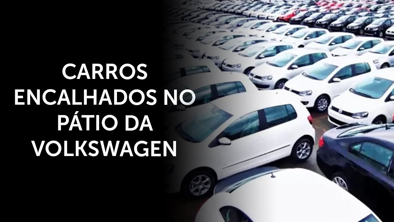 Pátio da Volkswagen lotado de carros encalhados, no ABC Paulista