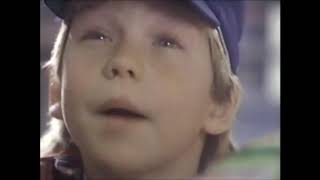 Intruder (1992) Trailer