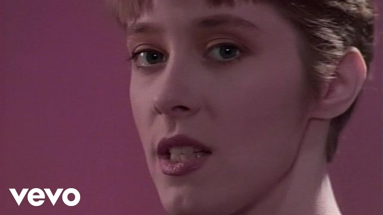 Suzanne Vega - Solitude Standing acordes