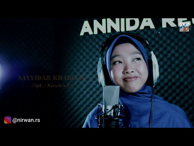 SAYYIDAH KHADIJAH - SANDYA NUROKTAFIANI (OFFICIAL MUSIC VIDEO) class=