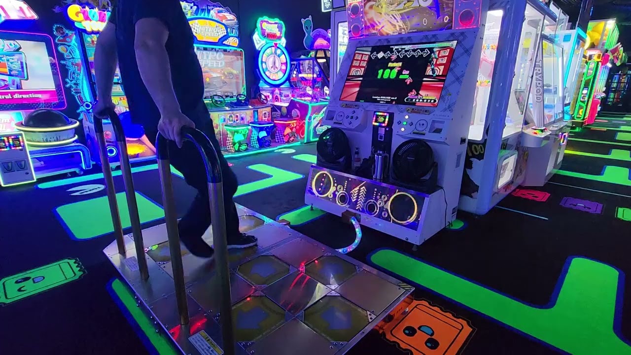 Dance Dance Revolution - FUNKTION - London EVOLVED Ver.C Double 17 988k Sightread