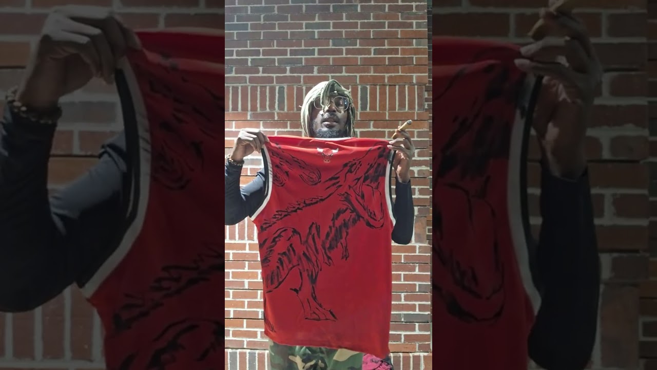 graffiti jungel red and black Chicago bulls jersey