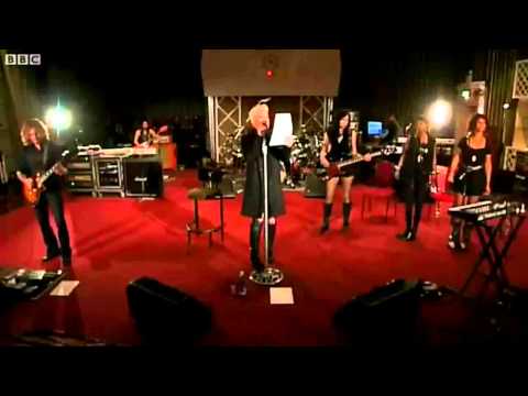P!nk - Girl On Fire - Live BBC Radio 1 Live Lounge