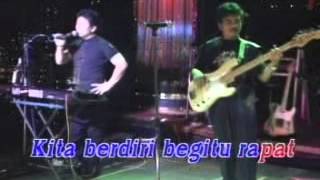 Gereja Tua by Panbers