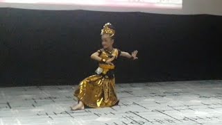 Download Lagu Tari Tablo Kupu-Kupu | Queensa alea kasta (2018) MP3