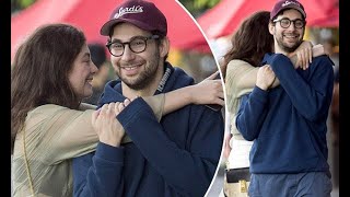 Lorde cuddles up with Lena Dunham s ex Jack Antonoff